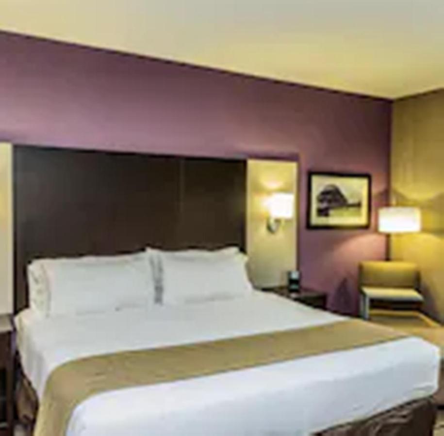 Holiday Inn Express & Suites Cheektowaga North East By Ihg المظهر الخارجي الصورة