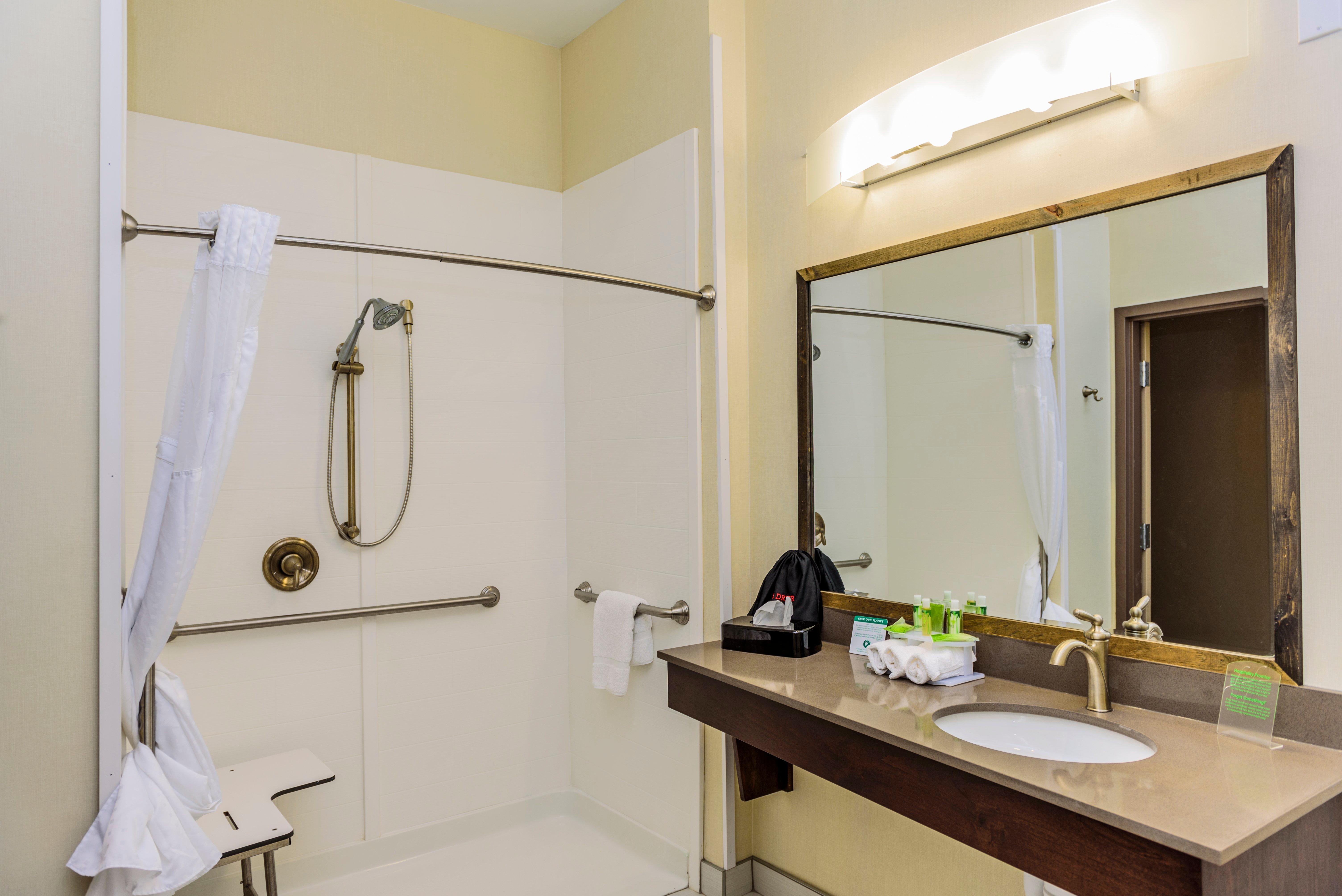 Holiday Inn Express & Suites Cheektowaga North East By Ihg المظهر الخارجي الصورة