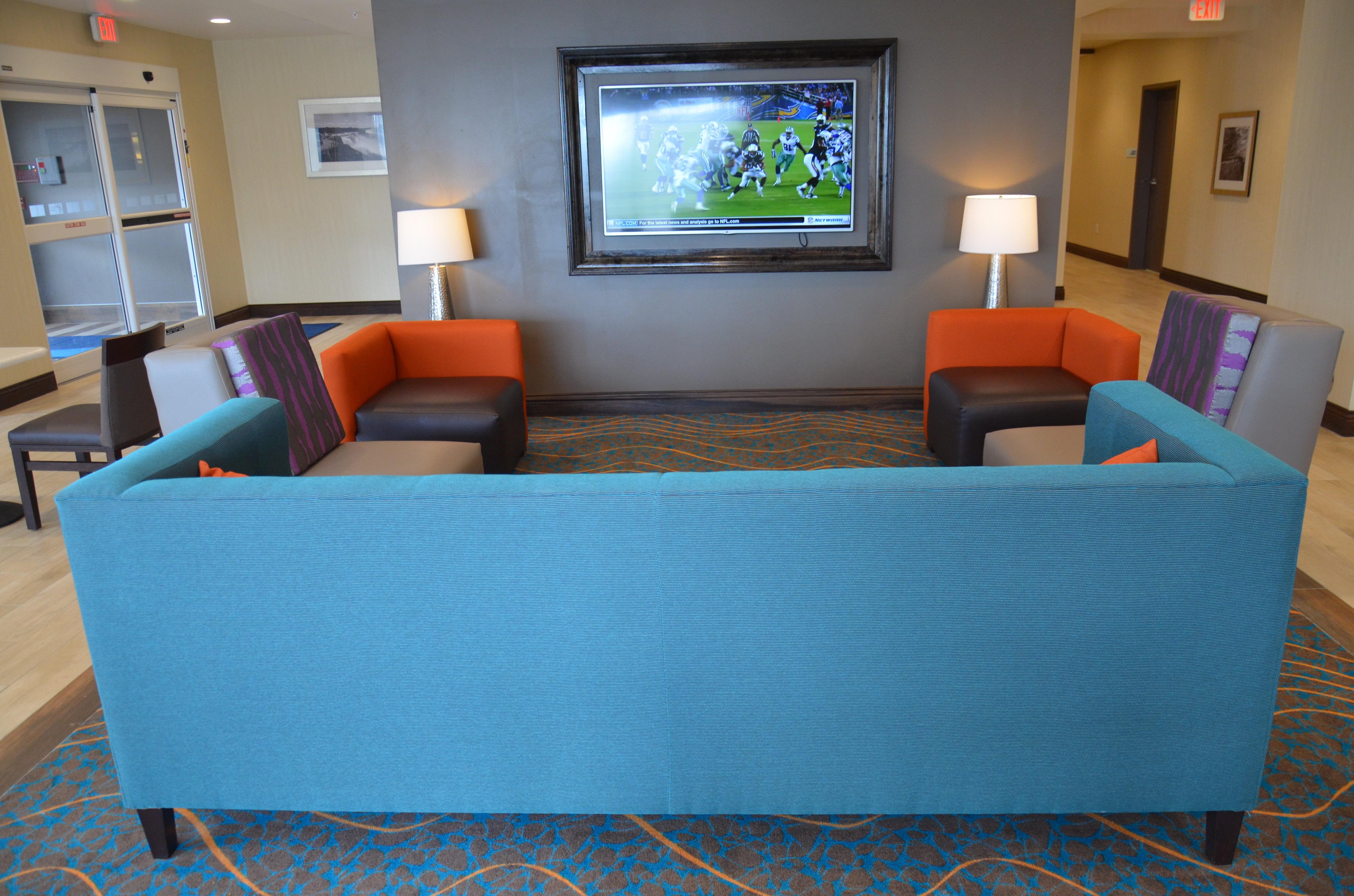 Holiday Inn Express & Suites Cheektowaga North East By Ihg المظهر الخارجي الصورة