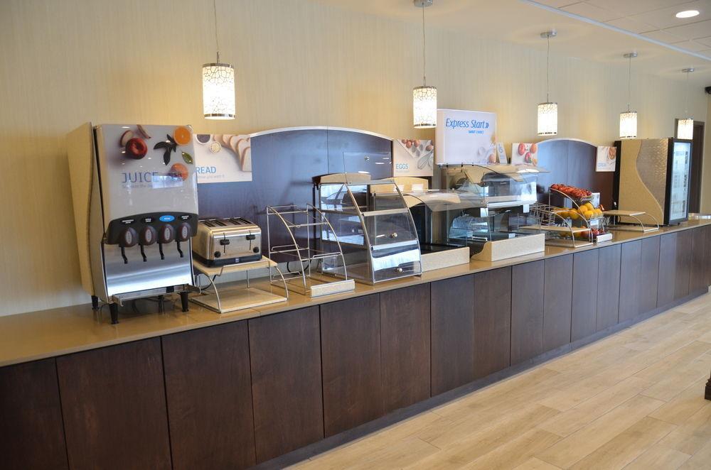 Holiday Inn Express & Suites Cheektowaga North East By Ihg المظهر الخارجي الصورة